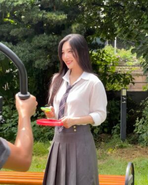 Joy Instagram - 🐰💚💚