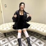 Joy Instagram - 😅🖤이 착장 사진 많댜…..