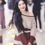Joy Instagram - 🤎 @tods 🤎