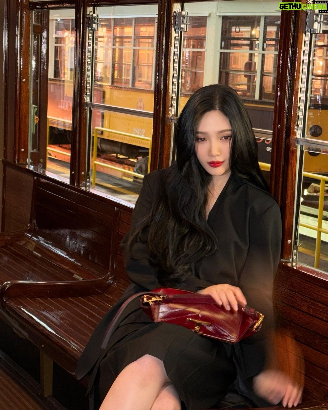 Joy Instagram - #TodsFW24 @tods @mt_matteotamburini Milan, Italy