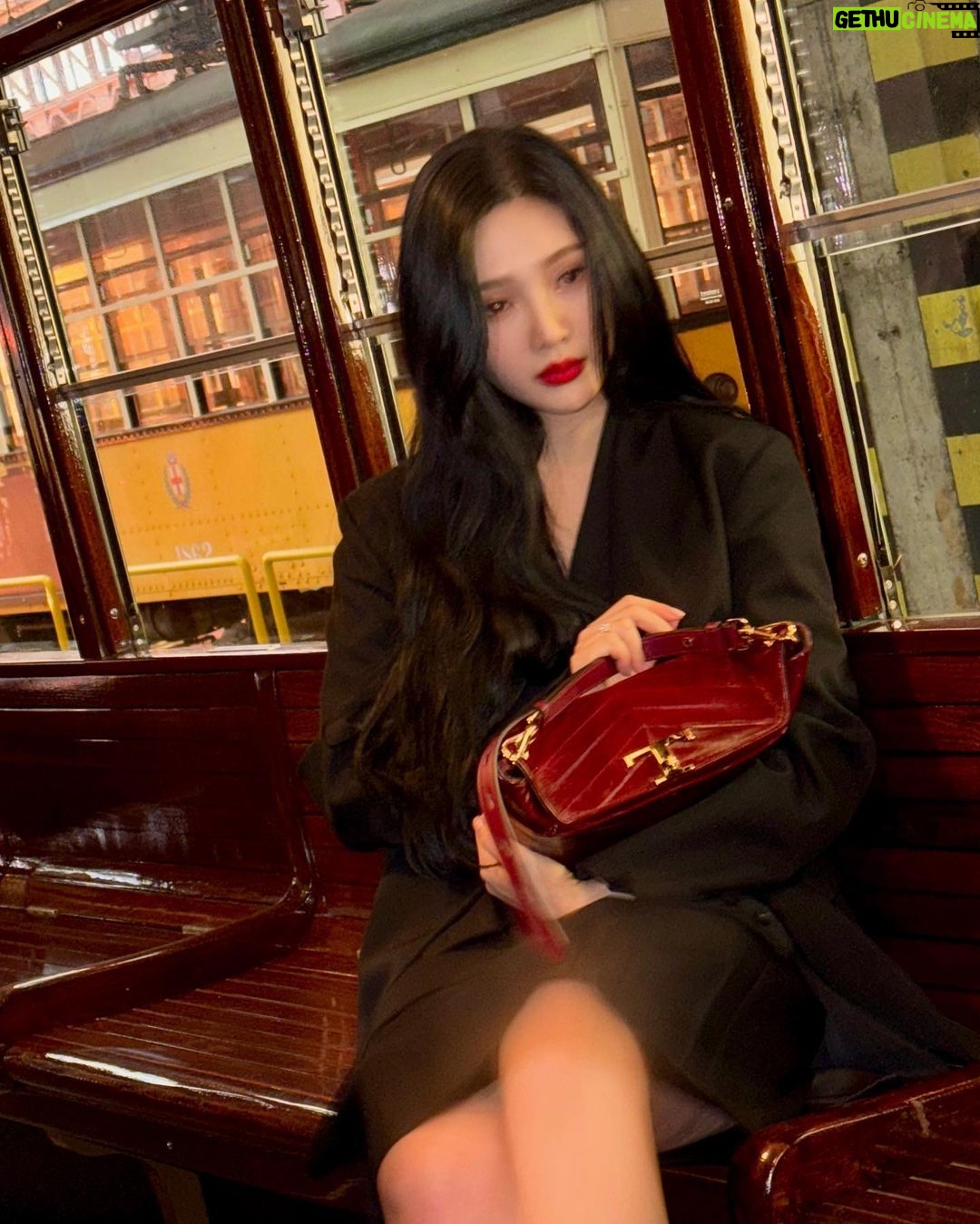 Joy Instagram - #TodsFW24 @tods @mt_matteotamburini Milan, Italy