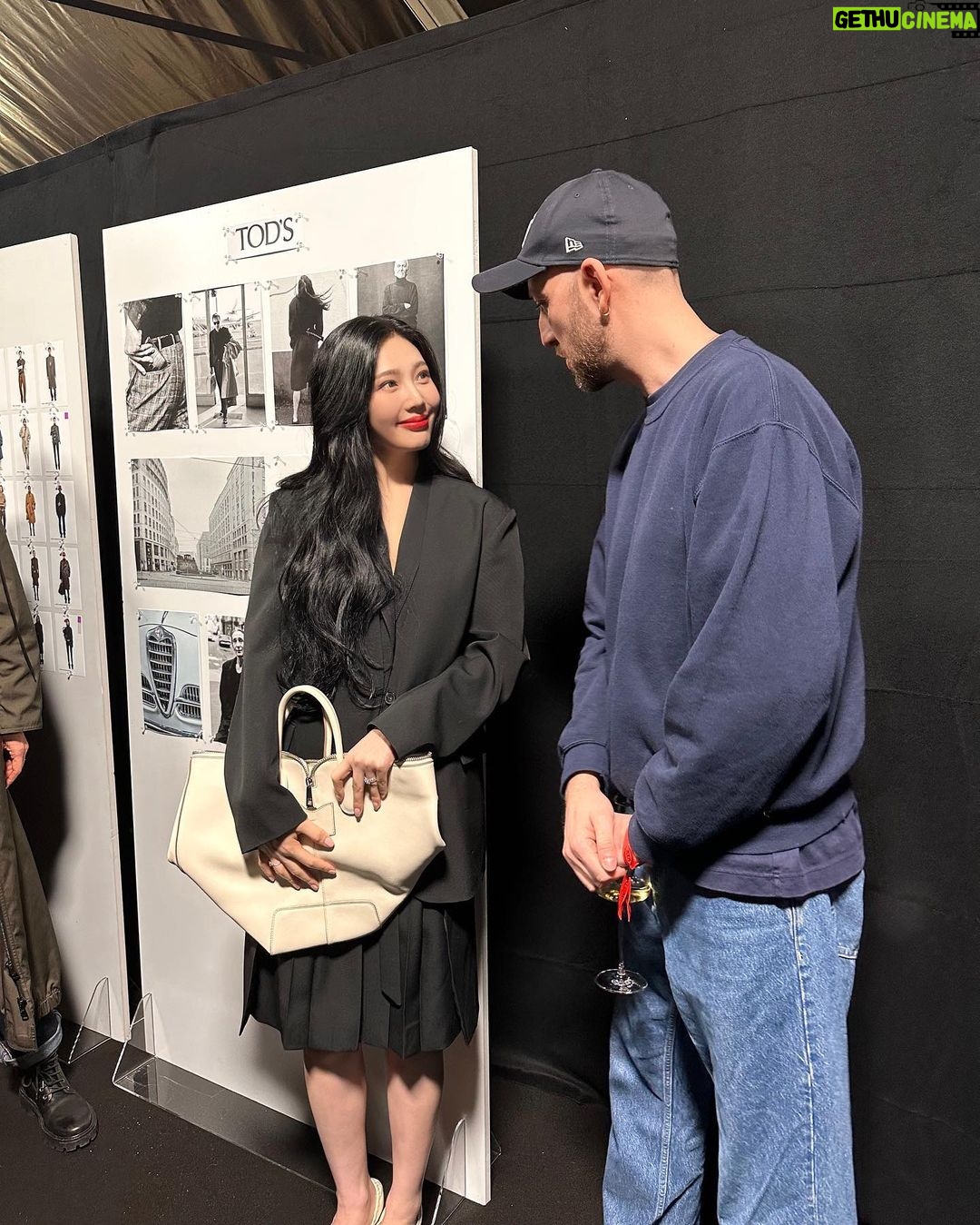 Joy Instagram - @tods @mt_matteotamburini 🤍 #TodsFW24 Milan, Italy