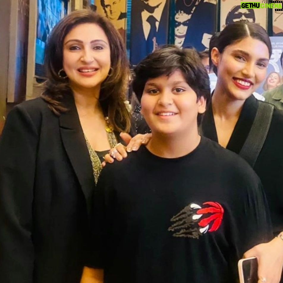 Juhi Babbar Instagram - FARREY holds an exceptionally special place in my heart❤️ as I am sharing the screen with my very first student , Alizeh🙌❤️ Wishing you great luck today with the release💫May this film open doors to countless opportunities for you🌟 I have always, and will always, admire your unwavering confidence and your discerning choice of steering clear from the conventional glamour-centric roles often found in Bollywood💖 How this film has finally happened is also a story for another day😊but I am genuinely happy that it did because, there couldn't be a more fitting launch for you👍 To say you've done absolute justice to your character would be an understatement. Witnessing your growth and your tireless dedication day and night fills me with immense joy❤️ Love you My Girl, Alizeh, you have definitely done all of us Proud, your Parents Atul and Alvira, Salman( Mamu), and your Nana (Salim Uncle) Also what better day than today,to receive all the love and blessings on your Nana's birthday🤗 Bless you Baby✨🙌🏻 #farreh #skfilmsofficial #reellifeproduction #alizeh #proudmoment #bollywood #premiere #newfilm #student #intheatresnow #juhibabbarsoni #Imaanbabbarsoni #memories #special night