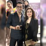 Juhi Babbar Instagram - I am extremely happy to share that “FARREY” is finally out in theatres and is receiving love and applause from one and all🙏💕 It makes me even happier to share that I am also a part of this film! These are some special moments close to my heart from the night of the premiere⭐️ with my family -❤️ My Parents, Anup, Imaan, Chachi, Jasmine (Aarya, Prateik, Chacha, Kajjo & Priya, you were extremely missed) The first photo HAD TO BE one with the absolute show stealers Alizeh, Sahil, Prasanna, Zeyn. Each one of you is absolutely phenomenal in your roles🌟 I feel blessed to have this photo of my precious moment with Salma Aunty💫 I am so happy for my friends and the producers of the film🤗Atul and Alvira, that the film is being loved and appreciated by everyone!! My heartfelt gratitude for my director💕🙏Soumendra sir, as this film wouldn’t be what it is if you weren’t here to guide us through the whole process. I admire your art of storytelling and the eye for realism. Couldn’t have asked for a better seasoned and talented co-actor than Ronit Roy🤩 And last but not the least, The BHAI of the family, The BHAI of them all, Salman Khan💖 Thank you for all your love and the trust the family has shown in me with Alizeh’s training and journey of becoming the actor that she is today💓💓💓 LIKE THE CRITICS ARE SAYING, IT DEFINITELY IS ONE OF THE BEST FILMS OF 2023. FARREY, IN THEATRES NOW🎬😍📽 #farreh #skfilmsofficial #reellifeproduction #alizeh #proudmoment #bollywood #premiere #newfilm #student #intheatresnow #juhibabbarsoni #memories #special night