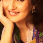 Juhi Babbar Instagram – The smile that has taken me places, Saiyaara’s smile ☺️💕💫

#withloveaapkisaiyaara #ekjutetheatregroup #myplay #journey #theatre #love #worldsmileday #explore #wanderlust #travel #juhibabbarsoni

Photo @harjeetsphotography
