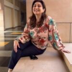 Juhi Babbar Instagram - It's always a pleasure to perform for students, academicians, and dignitaries in the field of education. We started off 2024 with our first show at One of the Top Business Schools in our country, the Indian Business School in Hyderabad. Heartfelt gratitude to Ashwini Chhatre Ji, Deepti Soni Ji, and the Bharti Institute of Public Policy at ISB for presenting us with this extraordinary opportunity! 🌟🙌🏻 And last but certainly not least, a special thank you to Dr. Aarushi Jain for making it a truly memorable experience💖 #myplay #ekjutetheatregroup #withloveaapkisaiyaara #SaiyaarainHyderabad #PerformanceJoy #EducationEuphoria #TopBusinessSchool #IndianBusinessSchool #CampusVibes #GratitudePost #ExtraordinaryOpportunity #ThankYouAshwiniChhatre #ThankYouDeeptiSoni #ThankYouBhartiInstitute #ISBExperience #MemorableMoments #HeartfeltThanks #DrAarushiJain #EducationalExcellence #StudentLife #ModernFacilities #GreenSpaces #Eventful2024 #GratefulHeart #SpecialThanks #Juhibabbarsoni