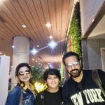 Juhi Babbar Instagram - Ghummi Ghummi😍✈️🏝🌊 #holiday#quickgetaway#airportpic#airtravel#anupsoni #Imaanbabbarsoni #juhibabbarsoni #decemberbreak