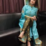 Juhi Babbar Instagram - A sherwani gives me a Desi Boss Lady feel 😉and my favorite one is this, Turquoise, paired with black and gold, designed by my dear friend Shabbo -Shabana Khan, which stole the spotlight at the event of my 4th show in London. 🇬🇧 #SherwaniStyle #DesiBossLady #FashionFavorite #TurquoiseLove #BlackAndGoldMagic #EventFashion #LondonShowcase #ShabboDesigns #CelebrationMode #ShowstopperLook #FashionistaDiaries #CulturalElegance #TurquoiseDreams #EventAttire #FashionStatement #HostedInStyle #LondonFashion #MemorableMoments #JuhiBabbarSoni
