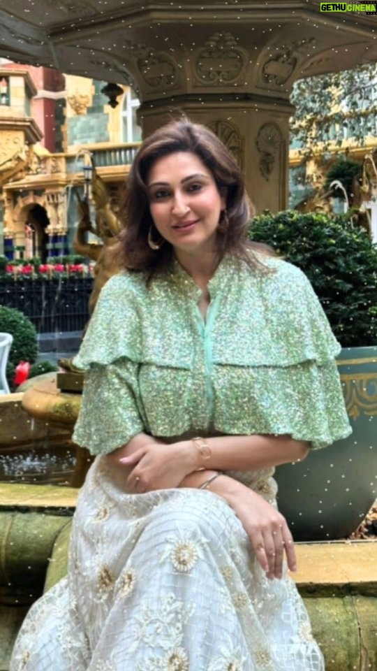 Juhi Babbar Instagram - The flowy elegance of the outfit created by my friend Amy Billimoria @amybillimoria transported me to a bygone era, where I felt like a princess in another lifetime. β¨β¨β¨ It made me feel regal amid the creativity that surrounded me at the enchanting St. James Court, London, A Taj Hotel @sjctaj πΊπΈ An afternoon Of Meet and Greet with a diverse Array of Artists - Writers, Singers, Poets, Dancers & Actors. A Day and specially an outfit to be remembered π #amybillimoriahouseofdesign #amybillimoria #myplay #saiyaaratour #withloveaapkisaiyaara #ekjutetheatregroup #ArtisticElegance #StJamesCourtLondon #MeetAndGreetMagic #PrincessVibes #LondonStyle #CulturalGathering #FashionMagic #TajHotelExperience #CityOfArtists #FashionInspiration #TimelessElegance #JuhiBabbarSoni