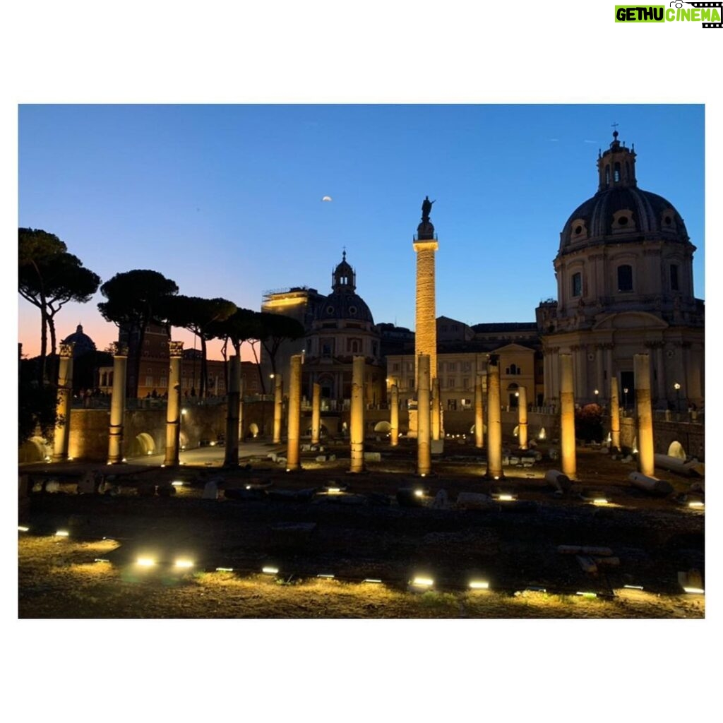 Julia Chan Instagram - grand finale a Roma 💫 Fori Imperiali