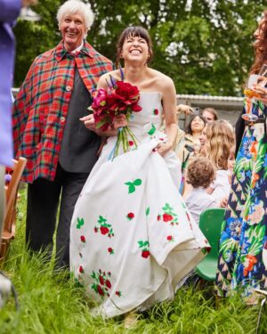 Julia Pott Instagram - Happy Poppa Woppa’s day to a man who had this family tartan cape custom made at the age of 18, is the greatest dancer and speech giver in all universes, will forage for chuppah poles with you at midnight, will support your decision to have your first dance be a slow dance to 2 become 1 by the spice girls even though he invested exclusively in boyzone merchandise for your entire childhood. I love you dad, I couldn’t dream of a better one.