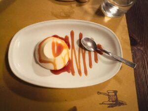 Julian Lennon Instagram - The Best Panna Cotta on the Planet!

Gracie Mille Deborina ♥️🤷🏽😘