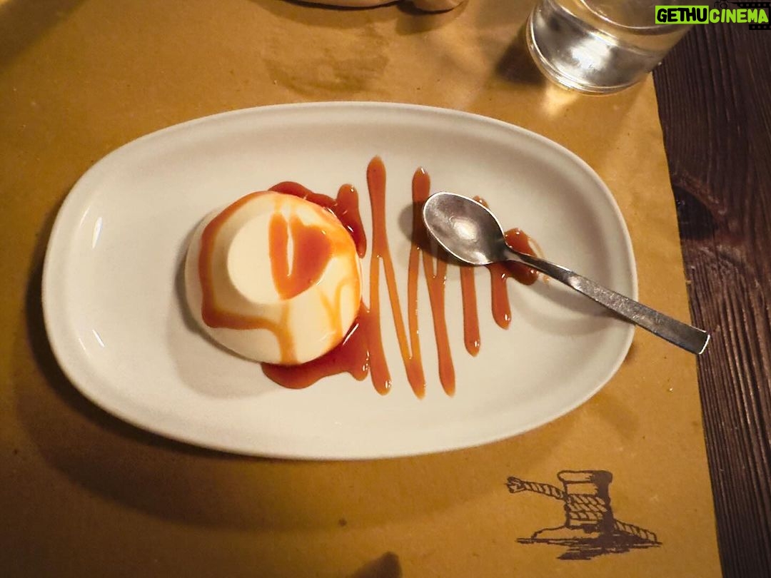Julian Lennon - 3.5K Likes - The Best Panna Cotta on the Planet!
Gracie Mille Deborina ♥️🤷🏽😘