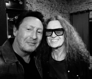 Julian Lennon Instagram - Great Show last night at 𝒲𝒽𝒾𝓈𝓀𝓎 𝒶 𝒢ℴ𝒢ℴ in LA....
With Glenn Hughes & his fab band, as well as an appearance by Joe Bonamassa! Tight as hell & the first date of 9 Months on the road… 

Fun, fun, fun…. ♥️🙏🏻😘