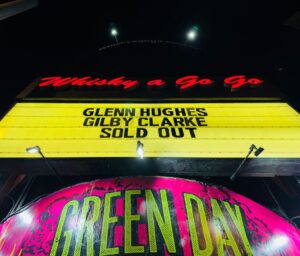 Julian Lennon Instagram - Great Show last night at 𝒲𝒽𝒾𝓈𝓀𝓎 𝒶 𝒢ℴ𝒢ℴ in LA....
With Glenn Hughes & his fab band, as well as an appearance by Joe Bonamassa! Tight as hell & the first date of 9 Months on the road… 

Fun, fun, fun…. ♥️🙏🏻😘