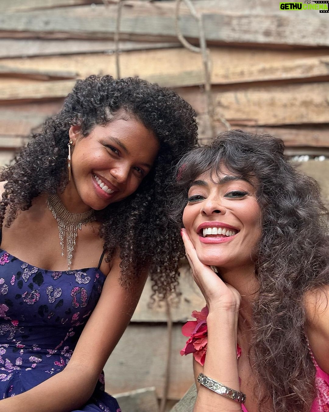 Juliana Paes - 187K Likes - Bastidores de um casamento!! 🥰❤️ #Renascer
📸 @gshow
Créditos: Cadu Pilotto / Elles Soares