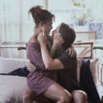Juliana Paes Instagram - O ano começou oficialmente! E tem muita coisa boa vindo nesse 2024 na @netflixbrasil. Além dos títulos que a gente já ama, tem a estreia da minha série #PedaçoDeMim! Deixando aqui essas imagens inéditas pra dar um gostinho do que vem por aí 😍