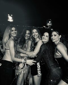 Juliana Paes Instagram - Carnival ✨ Marques De Sapucai Sambodromo
