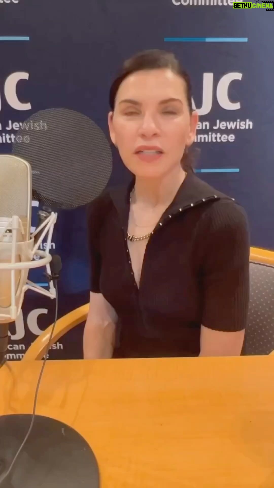 Julianna Margulies Instagram - I had a great discussion on People of the Pod podcast where I talk about HESP (Holocaust Educator School Partnership) and how we need to educate our students on the history of the Holocaust. @ajc.global #americanjewishcommittee #neverforget #education #museumofjewishheritage