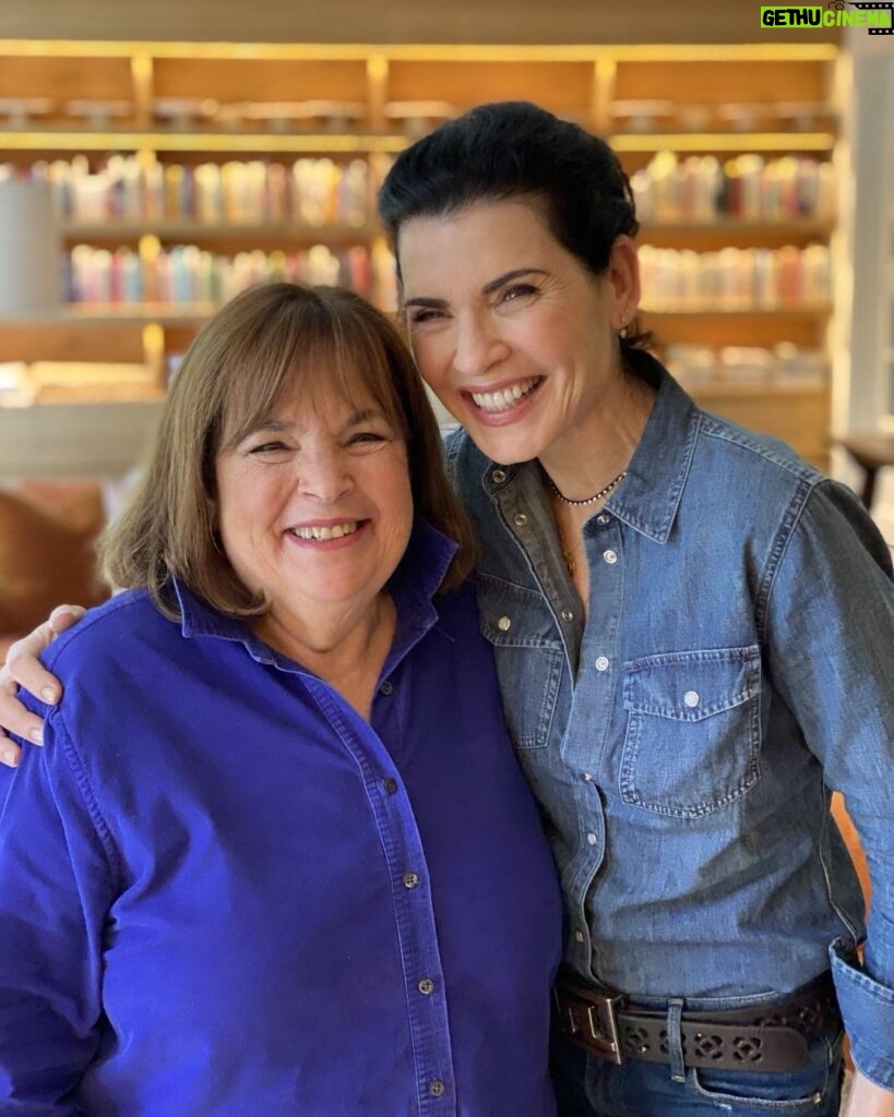 Julianna Margulies Instagram - Happy Birthday @inagarten , you make the world a yummier place. But aside from your talent, you are a salt of the earth, extraordinary human. Lucky to call you my friend.❤️