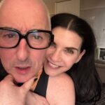 Julianna Margulies Instagram - My talented friend @alancummingreally performs cabaret at the Carlyle Cafe with @arishapiro Such a great night. ❤️❤️❤️