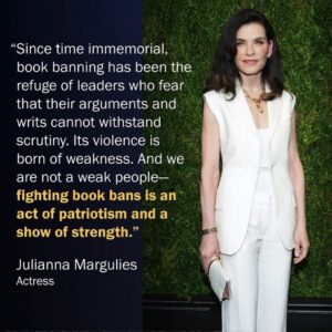 Julianna Margulies Instagram - #letamericaread 
#stopbanningbooks