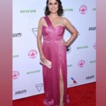 Julie Ann Emery Instagram - Had an absolutely beautiful night out with #KevinEarley at #carouselballofhope for the @cdfdiabetes and #BarabaraDavisCenter @johnlegend was magical, @deborahcox (who Kev has worked opposite) was transcendent, and I had the added pleasure of running into brilliant #BetterCallSaul pal @ed_begley_jr Felt good to be out again for a great cause. Thx to my incredible team for the support and for making me presentable! PR: @chprteam @monaloring @annakrnspr @taylorveebee Styling: @karenraphael @ilanauretsky @brandonmichaelg Makeup: @jenna.marie.beauty Hair: @lucy_gedjeyan Dress: @marialuciahohan24 Earrings: @untamedpetals Rings: @vraiofficial @effyjewelry @melindamaria_jewelry Bracelet: @vraiofficial Clutch: @tylerellisofficial (Carried quite a few of their beautiful clutches lately! My phone fits in the back slide pocket!!)