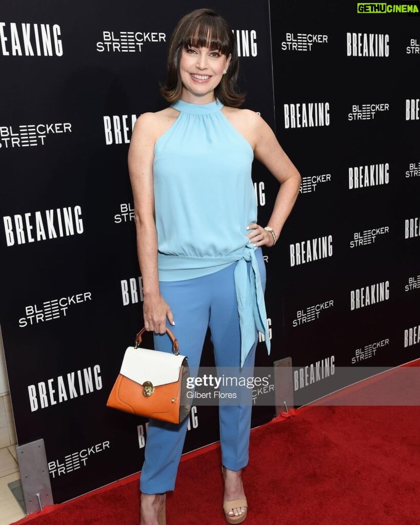 Julie Ann Emery Instagram - Went to a Special Screening of #Breaking last night with @johnboyega @conniebritton @selenisleyvaofficial Michael Kenneth Williams & more. What a heartbreaking, important, & beautiful film directed by @abidc And my girl gang did a beautiful job pulling a look together for it! Inspired Hair: @lucy_gedjeyan Beautiful Makeup: @jenna.marie.beauty (Clothes from my closet! 👀👀) Oh! And that video taken by my expert better half #KevinEarley!