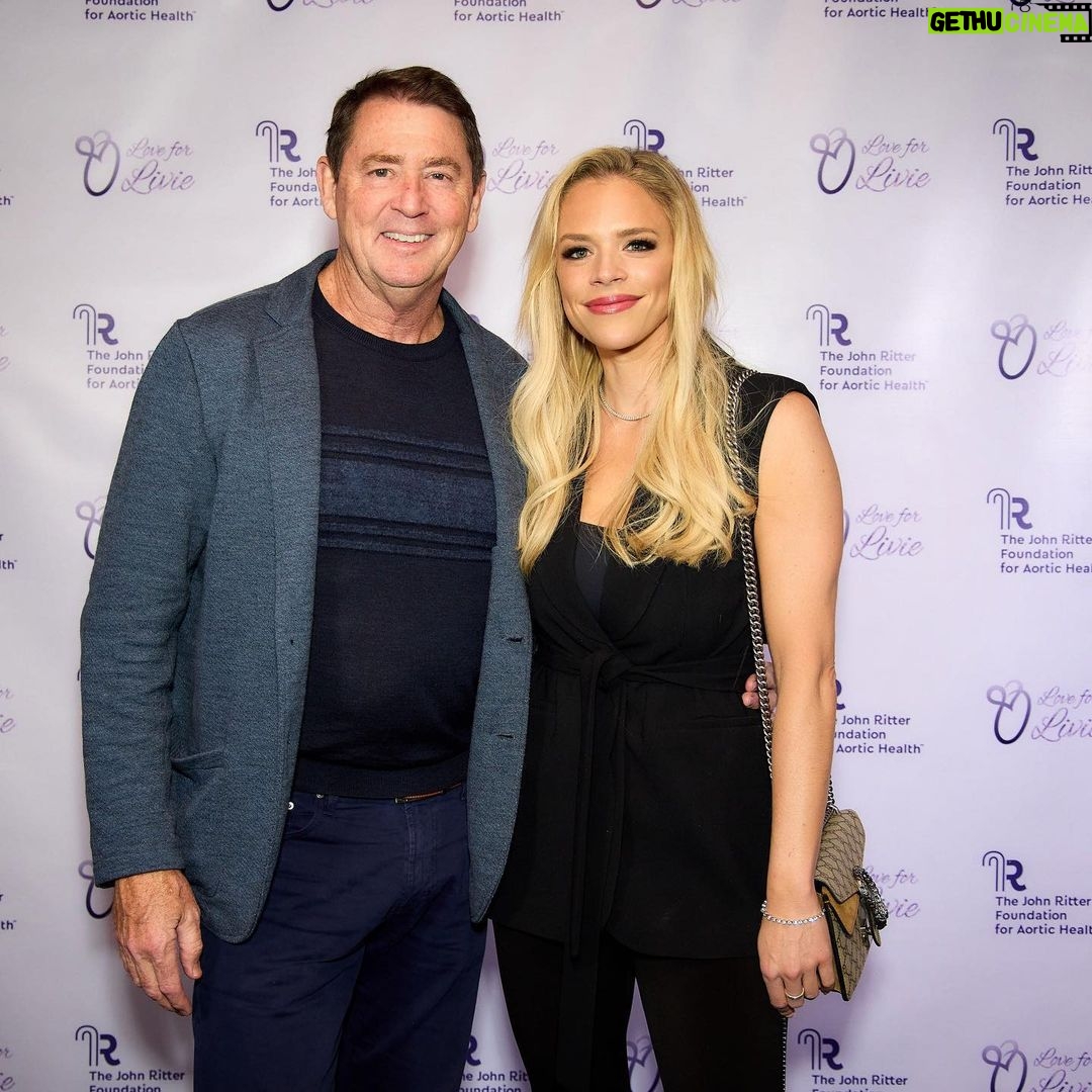Julie Stewart-Binks Instagram - Some pictures from the @johnritterfoundation “Evening From the Heart” for aortic health and research. ❤️ My friend, the late great @grant_wahl who tragically passed away last year at the World Cup, was celebrated, and two of the strongest people I know - @celinegounder and @eewahl - spoke about advancements in genetics leading to information about aortic aneurysms. My biggest takeaway - know your family history. It can save your life or the life of a loved one. Talk about, research it, pick up the phone. Many of us don’t know about what a grandparent dealt with or don’t speak to their family. I had no idea Grant had a genetic mutation that caused his aortic aneurysm. Now his family has the information to do something about it. It was a special night to connect more with @eewahl - who is such a lovely, wonderful human with a kind soul, @celinegounder who is the poster woman for navigating tragedy while continuing to help others through her work and story telling, and my agent @tscanlan61 - who was also Grant’s agent - and had to deal with the loss of a friend and client, and has always been someone who comforts, listens and supports those who need it. I was especially glad to have his shoulder to cry on in more ways than one this night. 🥹🥰 On a lighter note, someone caught the moment I filmed my silent auction bid on a trip to Bali, which, by looking at the amount of wine in my glass, was a pretty sober bid, and one that I won 🌴🌊 Glad that the money for the trip goes toward an incredibly powerful and life changing organization @johnritterfoundation ❤️❤️❤️ #johnritterfoundation #johnritter #grantwahl #aorticdissection #hearthealth Lavo Night Club New York City