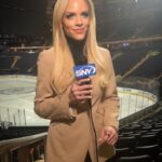 Julie Stewart-Binks Instagram - It’s been a great 20 hours of hockey. From the studio, to the rink, always grateful to do what I love. ❤️🏒🗽 #hockey #reporter #analyst #nhl #newyork #newyorkrangers #sny #rangers #aroundtherinkswithbinks #fullhouse Manhattan, New York