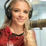 Julie Stewart-Binks Instagram – When you’re having a serious conversation on @siriusxmfc about @canwnt battle for equal rights and they score a goal to tie the Republic of Ireland in a very pivotal match. *inaudible giggle zoomie* is the only way to describe what happened to me 😂 thanks @marisa_pilla for having my back. 

(Don’t worry I’ll wear my 🇺🇸 tonight) 

#canwnt #fifawwc #womensworldcup #canada #siriusxmfc #soccer #womenssoccer