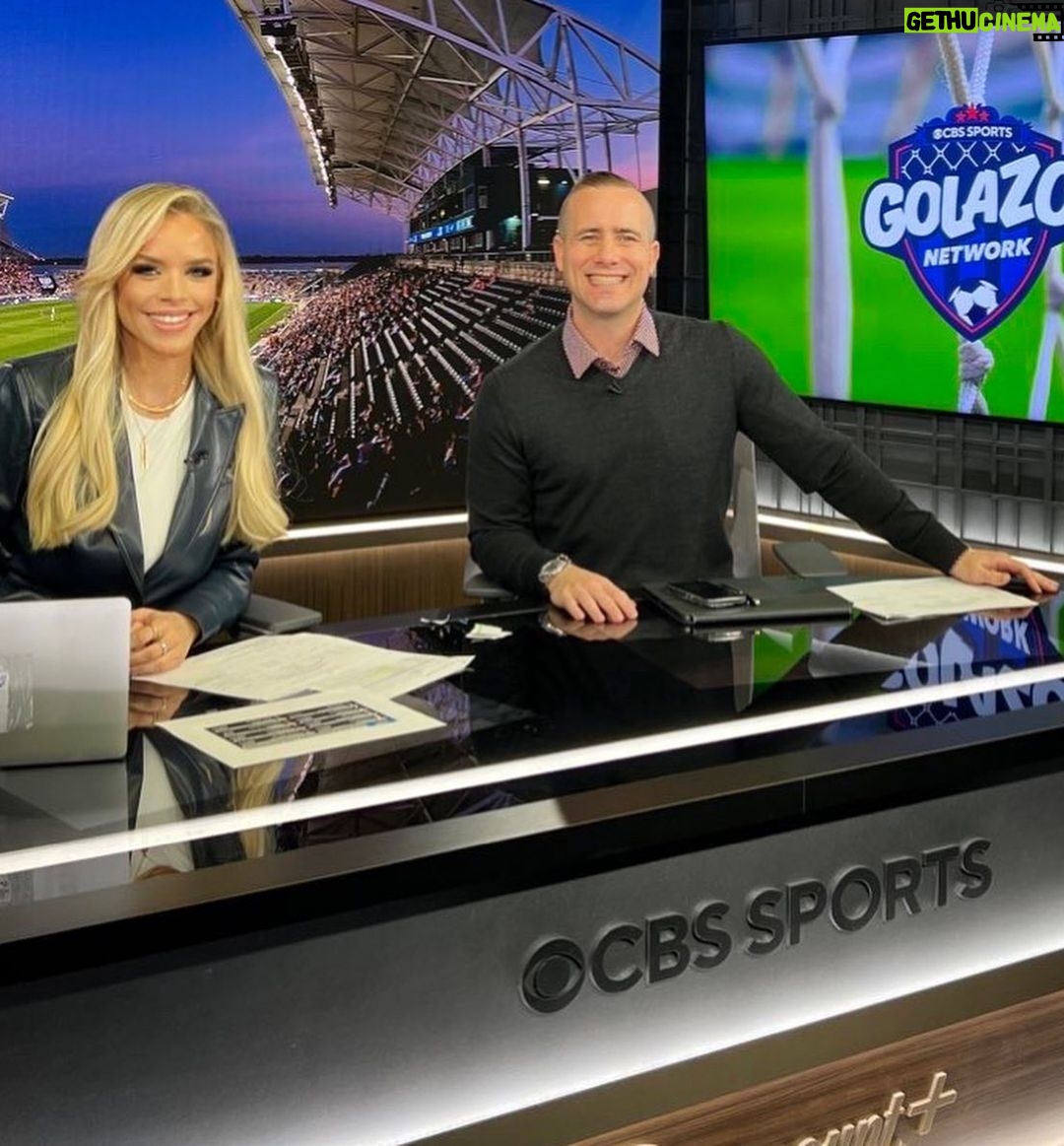 Julie Stewart-Binks Instagram - SCORELINE Saturday on @cbssportsgolazo with @joypaulian - loved talking soccer with the Scotsman! ๐ด๓ ง๓ ข๓ ณ๓ ฃ๓ ด๓ ฟโฝ๏ธ Non-stop action with an awesome crew ๐ ๐ธ @kimiasbucketlist #cbssports #cbssportsgolazo #scotland #brawbrichtmoonlichtnichtthenicht #soccer #1991 #chelseawonifwesay CBS Sports Master Control