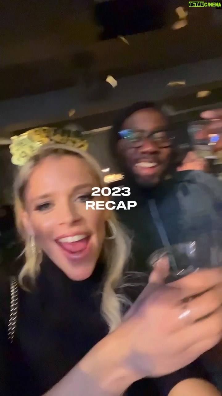 Julie Stewart-Binks Instagram - What I’ll remember 2023 most for… Gojng to Italy with my mom and having the best time ever Travelling to London for the first time in almost a decade… to watch the FA Cup Final Going to Paris by myself on a whim to watch Roland Garros Meeting people who changed my life Launching a new show Ferociously working on my golf game Singing karaoke on a yacht with hockey hall of famers Reconnecting with my girlfriends, new and old Aligning myself with movements that empower women Embracing opportunities that found me Being excited to get out of bed everyday Gratitude for the health and happiness of my family and friends Raising awareness for cancer research funding Creating new ways to make content for things I love Letting go of pushing for things that weren’t happening professionally and personally Having the courage to make one of the hardest decisions of my life, and choose myself. 2023, you weren’t easy, but you forced me to be uncomfortable… to sit with those messy feelings so I could try to figure out who I am and what I want (an ongoing process). I will always be thankful that 2023 gave me the gift of helping me grow. 2024, I am so ready for you. ✨💪 #2023 #2023recap #andwiththatthe2023seasoncomestoanend #growth #motivation #thejourneyisthedestination #2024 #lfg Manhattan, New York