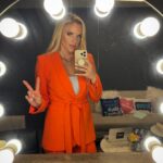 Julie Stewart-Binks Instagram - It’s been a good week, Charlie Brown. 📺🎙️⚽️🍹❤️