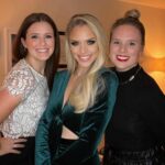 Julie Stewart-Binks Instagram – They showed up. 💕

#girlsweekend #newyork #highschoolfriends #weshowup #alicecoopereyes #moh #youandi #elephantmedley #theduke Manhattan, New York