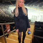 Julie Stewart-Binks Instagram - Once you realize you’re never going to give up is when the fun begins. 🖤 (ps. I spy Angel Numbers) #hockey #reporter #motivation #nevergiveup #theshowmustgoon Madison Square Garden