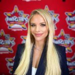 Julie Stewart-Binks Instagram - Live now, think later, I do it so well 🎶⭐️ An #nhlallstarweekend like no other. Thank you, Toronto, the @nhl, the @mapleleafs organization, and all of my wonderful hockey colleagues, for making these past few days so special. #nhl #nhlallstar #nhlallstargame #michaelbuble #willarnett #tatemcrae #hockey #snytv #newyork #nyrangers #lovemyjob #lovemylife #lovemyfriends #createyourdreamjob Toronto, Ontario