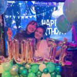 Julie Tan Instagram - I feel so loved 🥰 #happybirthdaytome