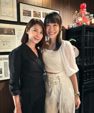 Julie Tan Instagram - I feel so loved 🥰 #happybirthdaytome