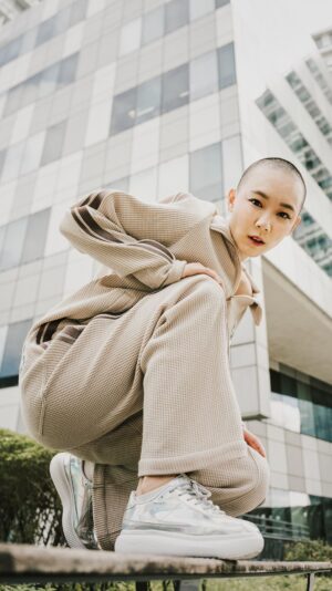Julie Tan Instagram - Happy girls shine brighter ✨ 

Dazzle in the @OnitsukaTigerOfficial HOLIDAY AURORA DELECITY this holiday season! 

@OnitsukaTigerSG #DELECITY #OnitsukaTigerSG #OnitsukaTiger