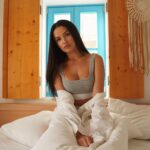 Juliette Instagram - Vida boa já está disponível em todas as plataformas digitais. Amanhã teremos o clipe que tá a coisa mais linda desse mundo.
