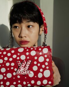 Jung Ho-yeon Instagram - @louisvuitton x #YayoiKusama