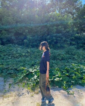Jung Ho-yeon Instagram - 😌