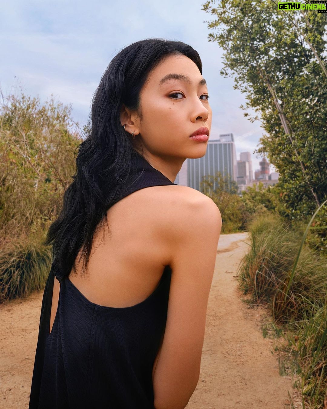 Jung Ho-yeon Instagram - @adidas π¦Έπ»ββοΈ