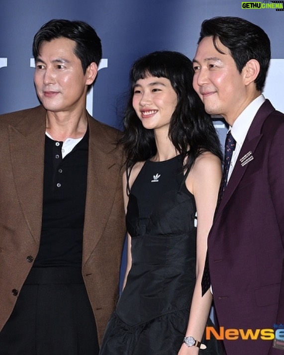 Jung Ho-yeon Instagram - 🙌🏼 멋진 선배님들 멋진 영화 👍🏼♥️ #헌트 #hunt