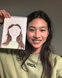 Jung Ho-yeon Instagram - 🌻