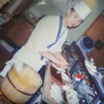 Jung Ho-young Instagram - 초심을 잃지말고 정신 바짝차리자 ^^ 약 20년전 요리 5년차 햇병아리 시절 요즘은 5년차면 셰프라고 불리는데ㅠㅠ #카덴 #정호영셰프 #초심 제주도