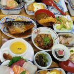 Jung Ho-young Instagram - 오늘의 카덴정식입니다 사시미,한우스지 도테야끼,아지베니에 텐뿌라,사바미소니,차완무시(트러플), 삼치타다끼(대파오일폰즈소스),무화가 크림디져트,에비후라이카레,모찌리도후 샐러드 맛있게 준비했습니다 ^^ #카덴 #정호영셰프 #카덴정식