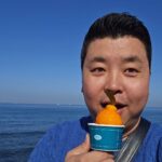 Jung Ho-young Instagram - 나두 드디어 와봤다 ㅋㅋ 오늘 제주 날씨는 20도입니다^^ 한라봉 젤라또 먹기 딱좋은 ~~ 모양만 예쁜게 아니고 맛이 더더욱 예쁘고 맛있는 한라봉 젤라또 ~~ 강력 추천합니다 #카덴 #정호영셰프 #휴즐리