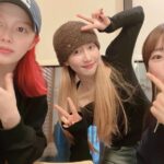 Jung Ji-so Instagram - 가야G👭👭